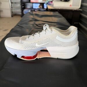 Nike Women's White and Red Athletic Shoes